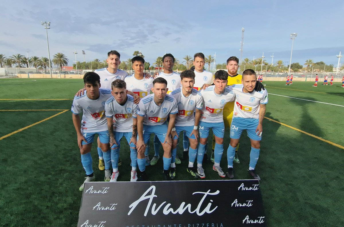 SCTorreviejaCF's tweet photo. #J14Filial
Final del partido entre filiales
SC Torrevieja CF B 5️⃣-3️⃣ Santa Pola B
Adrián ⚽⚽⚽
Alu⚽⚽
Todos los goles llegaron antes del descanso, en una locura de primera mitad en la que hubo incluso dos penaltis 😱🩵🤍
#LlevemosLaContraria2
#SCTorrevieja https://t.co/ixpdXILKR2