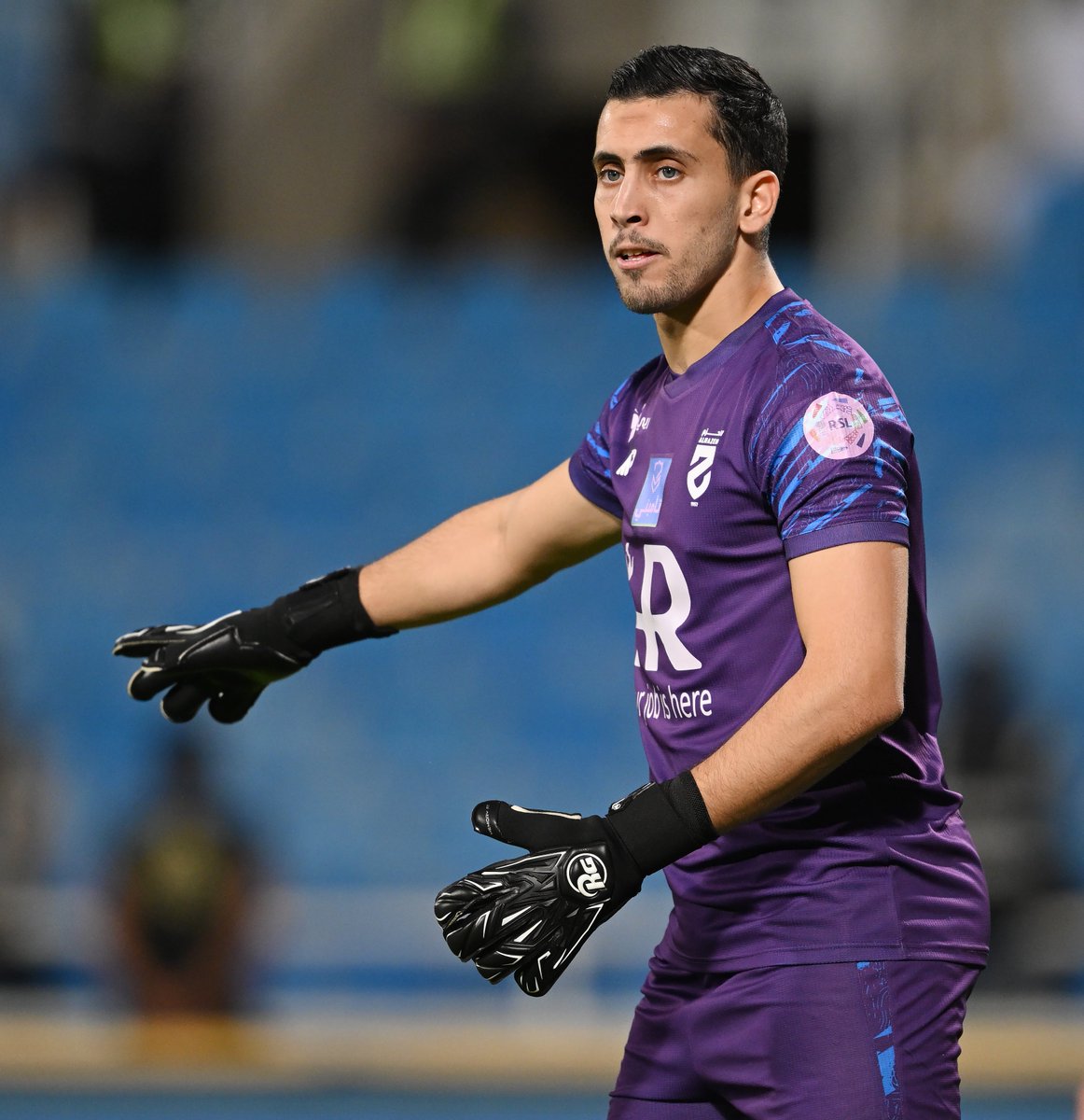 أيمن دحمان، حارس مرمى منتخب تونس. (وكالات) 