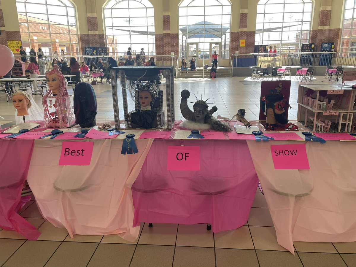 mark.williams@cfisd. tweet media