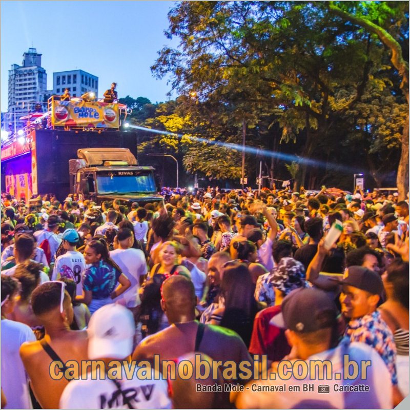 carnavalebrasil's tweet photo. Belo Horizonte Pré Carnaval 2024
🎟️ Funk You, Baianas Ozadas e Zé da Guiomar são atrações da Banda Mole
▶️ https://t.co/l6ZsBrDjB8
🏝️ Conheça o site Temporada Verão
▶️ https://t.co/myKlQiaTxF
#BeloHorizonte #Carnaval #Carnaval2024 #FunkYou #ZédaGuiomar #BaianasOzadas https://t.co/IvjOYIT6Mr