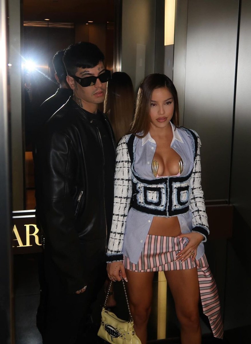 VIDAR0CKSTAR's tweet image. ⠀⠀
⠀⠀Es una obra de arte delante de mí.
⠀⠀