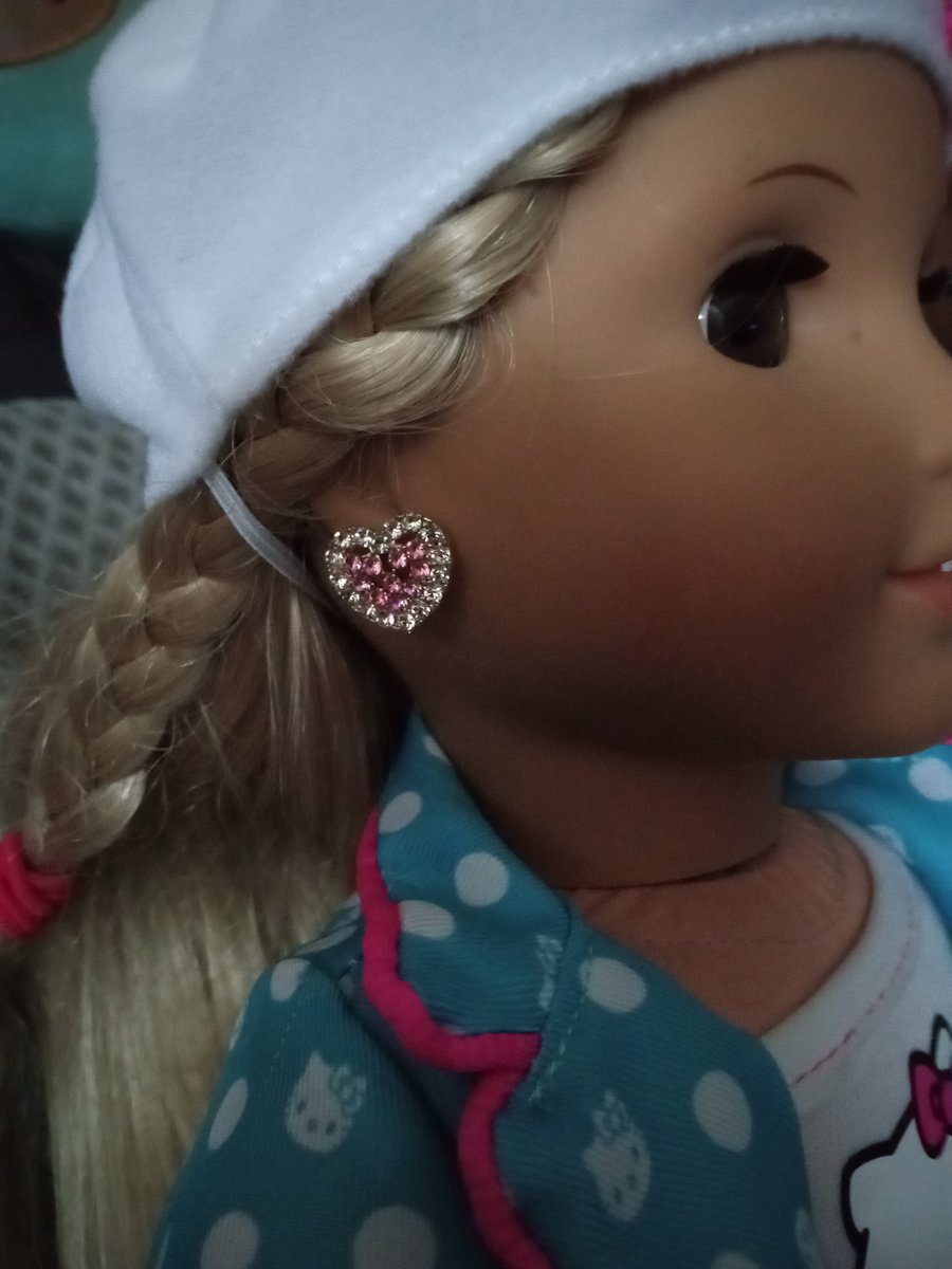 yuseifudo21's tweet photo. #americangirldoll #leaclark #juliealbright #courtneymoore https://t.co/SgTD5lQLr6
