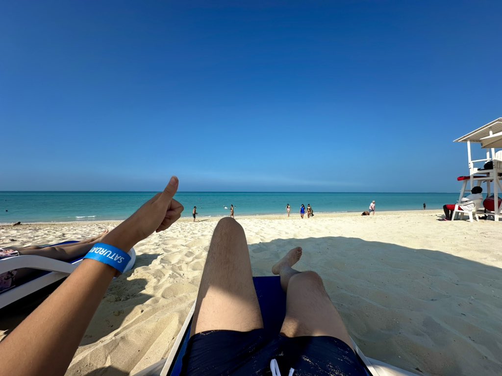 MultiaxisM's tweet photo. nice beach https://t.co/ksQz4ifQre