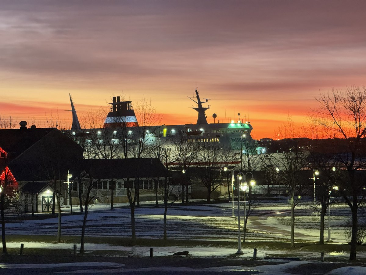 beach_footprint's tweet photo. @jsjaylward @LouiseMartinCBC No longer the “Vacancier” - the cruise ferry that ran Montreal to Îles-de-la-Madeleine between 2002 &amp; 2019. After sitting at a Georgetown dock for years the former CTMA ship has been sold for $2 million in mid-December &amp; is destined to be scrapped in India. @CBCPEI #fousdesiles https://t.co/JS7bGFjSz5