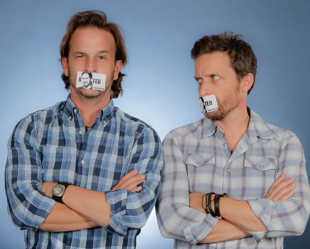 rsjrfanworld's tweet photo. Happy #NationalStickerDay from @dicksp8jr and @RobBenedict.
📷 @chrisschmelke, 2015
#ADickted https://t.co/aY3cD04JuB