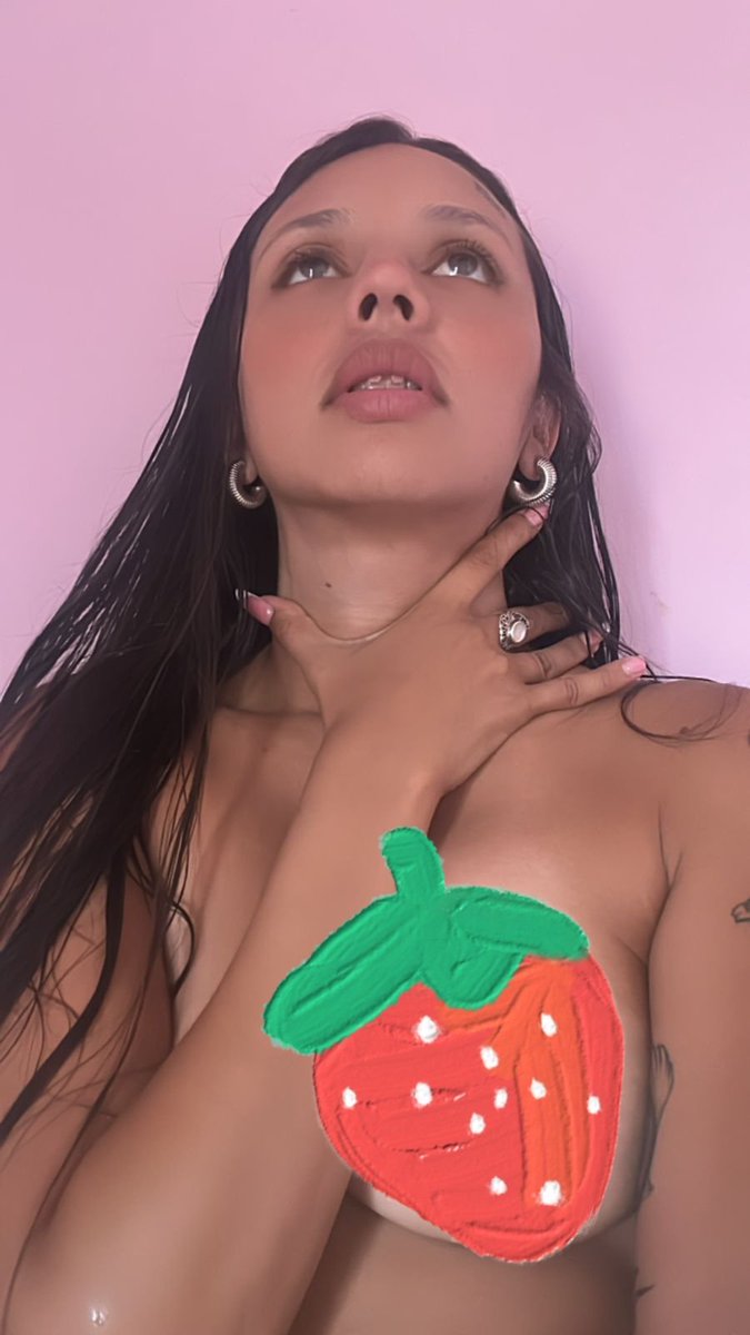 MicaSaabDelSur's tweet photo. Hola babe! Estoy solita en Casa. Llaman a mi puerta es mi primer novio de la infancia  queria organizar una cena de ex alumnos del colegio 📷 quieres ver esta serie completa de fotos  y mucho mas entra en membresía. Quieres ver este contenido  sin censura. ❌❌❌ y verme disfrutar viéndome desnuda para ti 🍆💦💦💦💦💦. Pues entra en mi membresía, pincha aquí https://t.co/WY6lZUwwm8 y podrás disfrutar de esta foto que te adjunto y muchas más. SIN CENSURA. Además cada dia subo material, o sea que vas a disfrutar en grande ❤❤❤🔥🔥🔥🔥.Si quieres más info de mi contenido, membresía o contenido personalizado háblame por aquí.💋 solo atiendo por aquí babe. ▶ https://t.co/24qhtlQUeB 👄👄