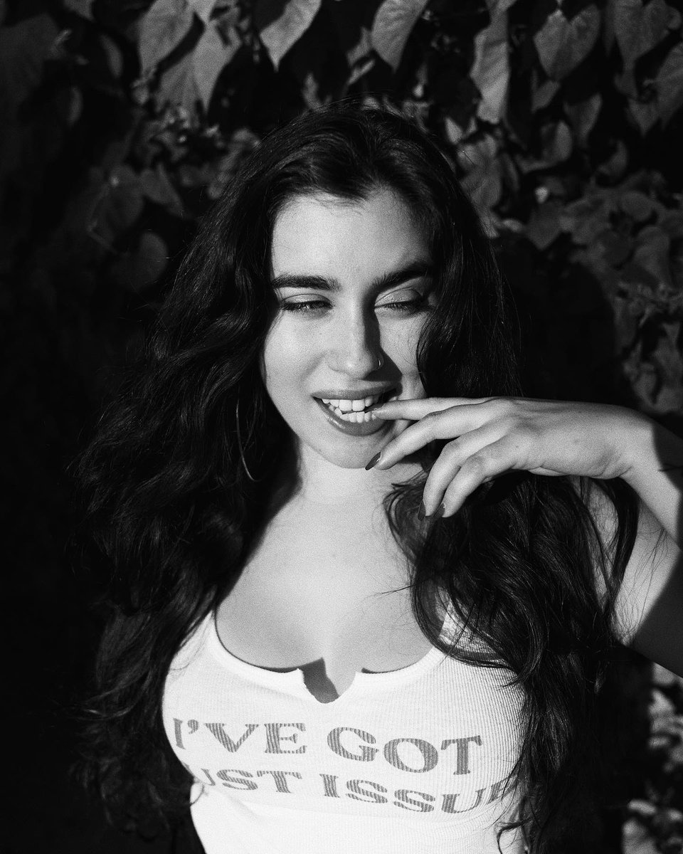 Lauren Jauregui tweet media