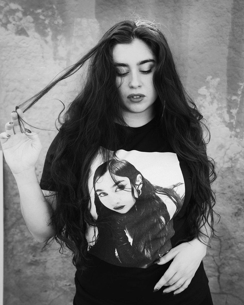 Lauren Jauregui tweet media