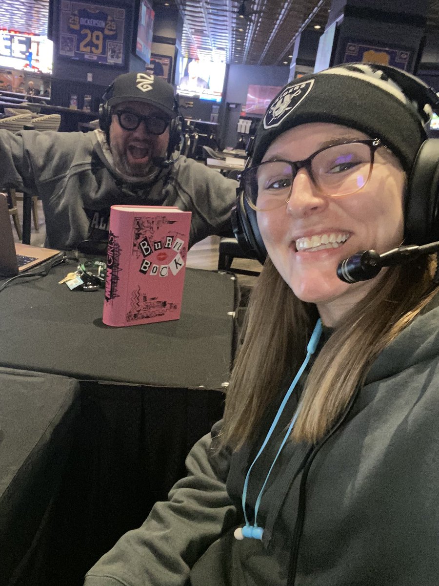 lindseybrown35's tweet photo. we are underway for another episode of Throw the Flag LIVE from @TIGoldenCircle inside @TIvegas
come meet Mama B or grab some @ESPNLasVegas swag from our table
@ayRelax joins myself & @Magnum702 in a few minutes to talk wealth expansion opportunities & living that dad life https://t.co/y8Rxx4MvBh