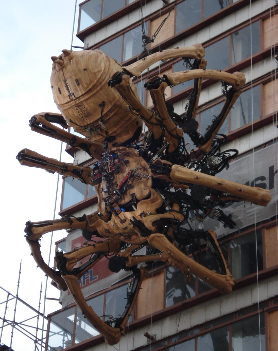 PuppetDaily's tweet photo. La Princesse from La Machine https://t.co/on1RgmUGIL