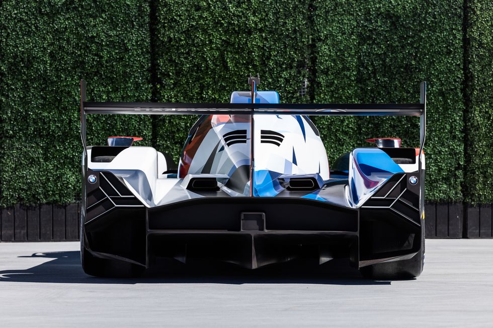 @bmw could have built a hypercar or supercar anytime it bloody well felt like but for some reason unbeknownst to us they won't ...yet we hope .just look at the #Mhybridv8 lmp racer it has entered in lemans #BMW #bmwlemans #bmwracing ##ultimatedrivingmachine #lemans24
