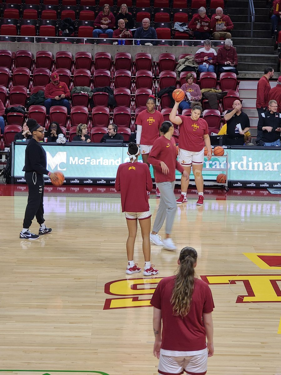 Ok, @CycloneWBB , we made the trip. Now let's beat Baylor! We promise to be loud enough to cover those that don't make it! #HeartoftheNation