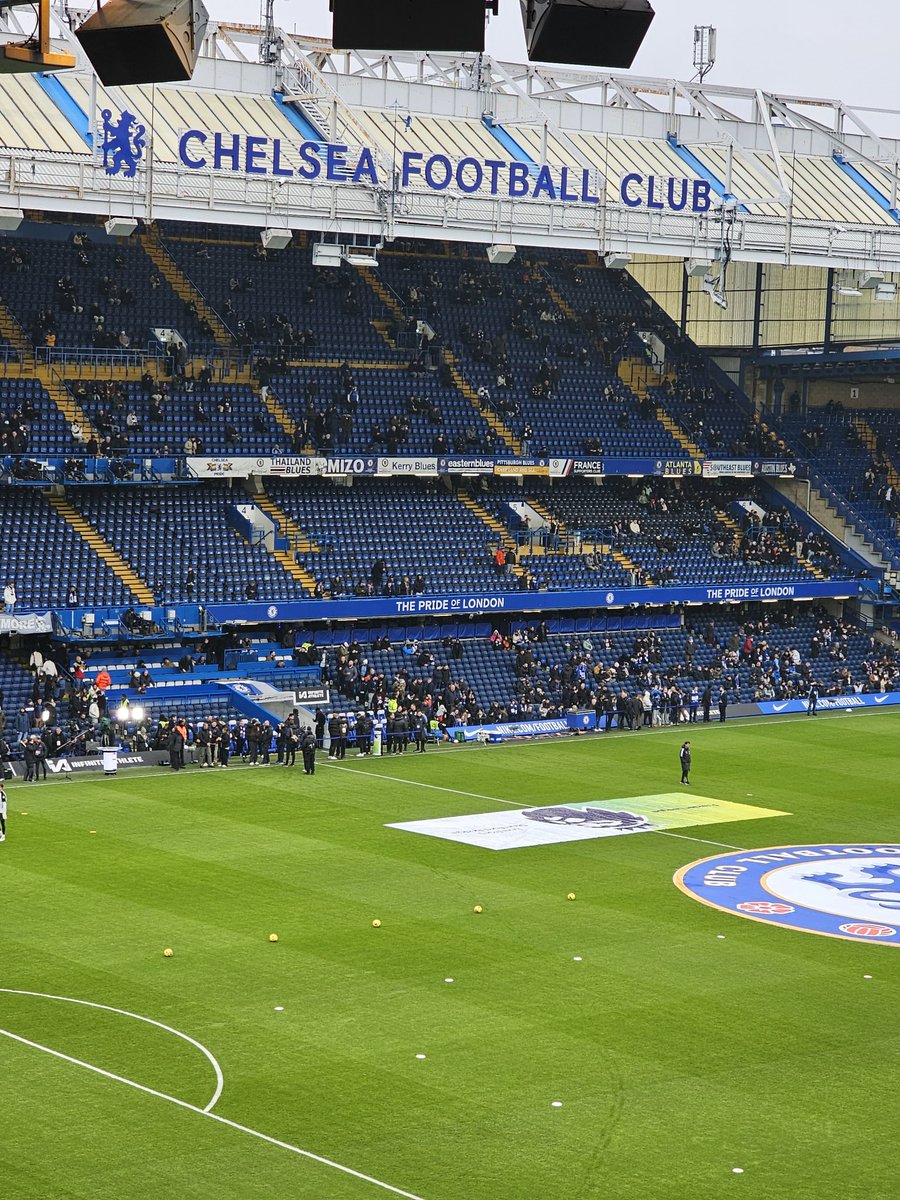 Tuski94's tweet photo. A successful day trip to London,  Chelsea win and soufflé pancakes to finish the day off 👌 up the chels 🔵🔵 #KTBFFH https://t.co/nAIDIvNdNB