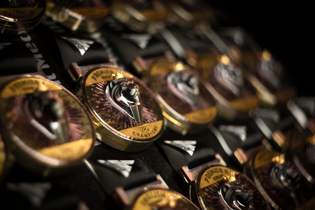 OfficialVPG's tweet photo. 🥇 Medals will be sent to the Champions of the @VPGPremier, Premier A, B, C, D and English Premier. 👌

🇪🇸 @FlowUPeSports 
🇵🇹 @famaesports 
🇮🇹 @FalconsVPC 
🇵🇹 @ptrangers_club 
🇮🇹 @DevilsXI_ 
🇬🇧 @Noctem_Esports / @FGFIFA_ 

#FC24 #Clubs #EAFC #VPG 
#WhereTheChampionsPlay https://t.co/1C4AbBezzi
