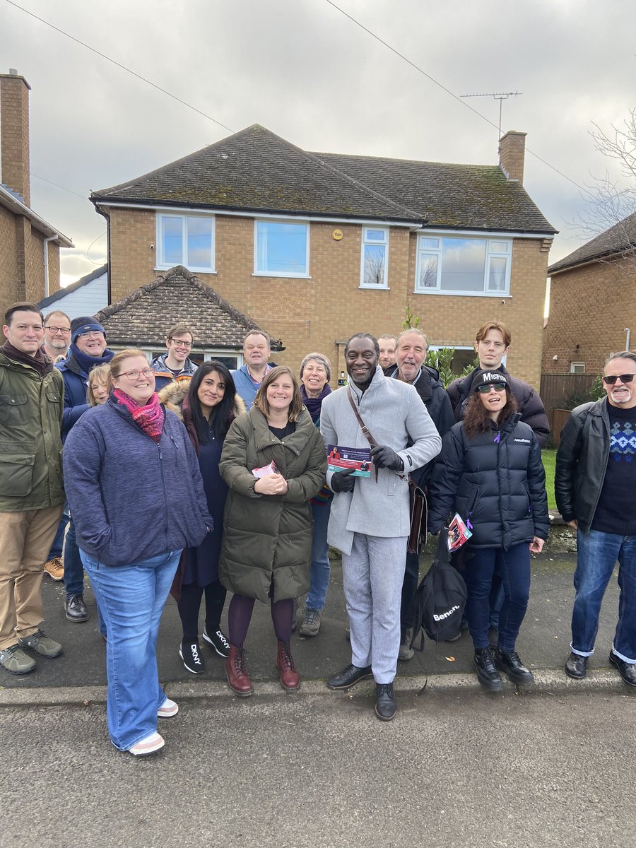 NBnazbegum's tweet photo. Amazing response at the doors lots of people switching to @UKLabour at Ruddington. Everyone  will be working hard to turn Rushcliffe red. @RBCLabour https://t.co/X32AEZphzx