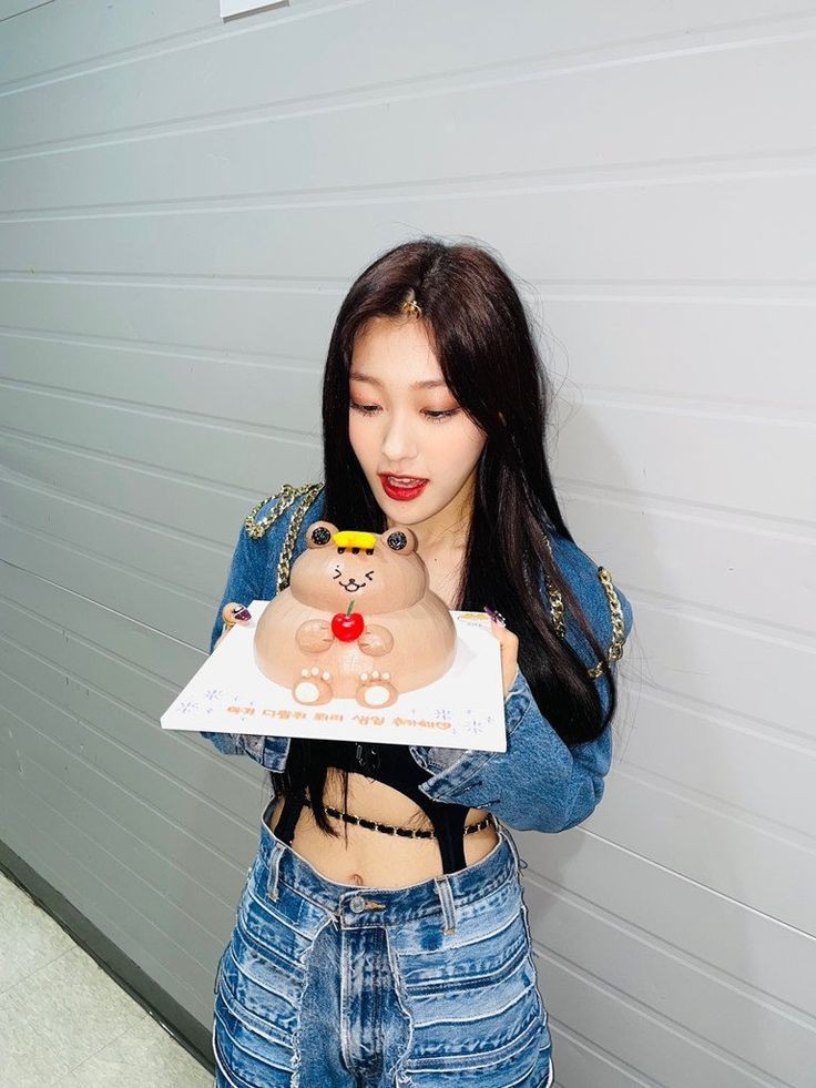 choemiIia's tweet photo. 🍰⭐⭐ https://t.co/ppwExuCQYz
