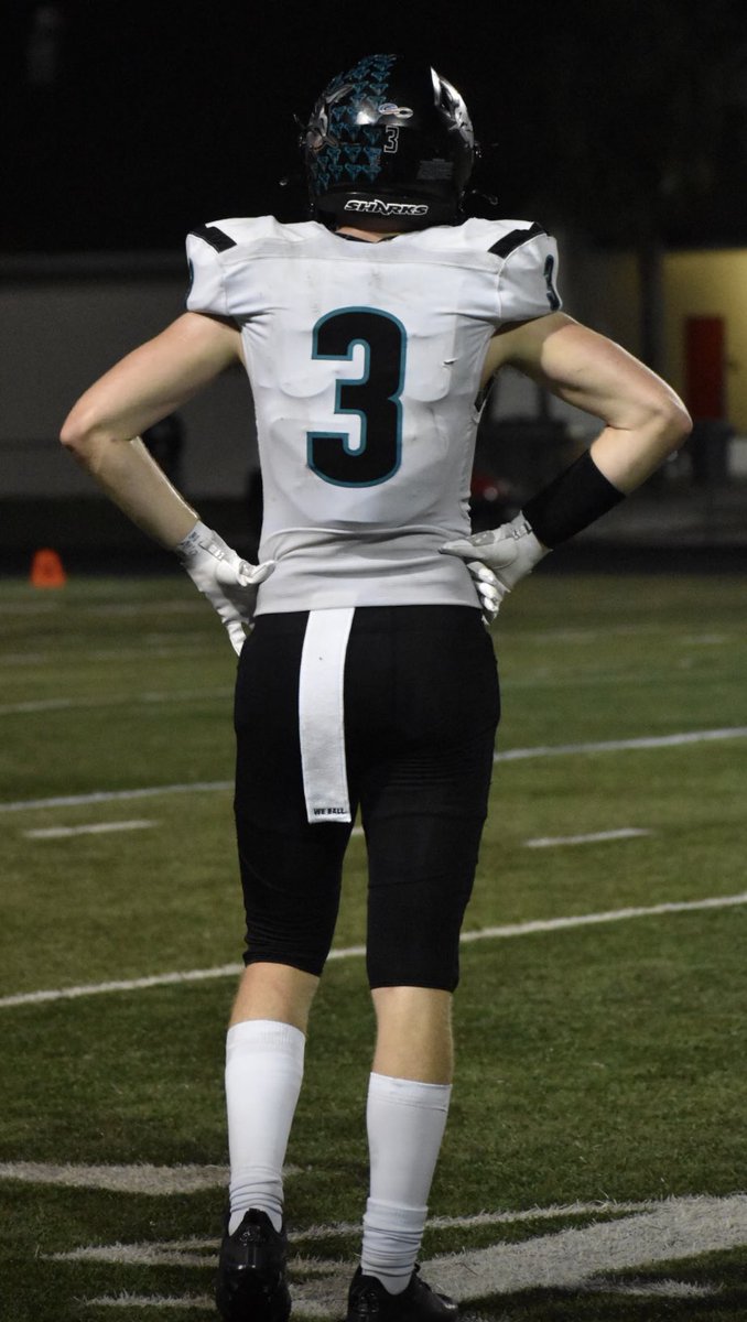Coaches, check out 2 sport All Star in Football and Basketball. Class of 25 WR/TE/DB @Cayden_D1 
Size: 6’3 200 lbs
GPA:3.26
16 Rec for 408 yards 5 TD’s
34 Tackles
3 TFL
2 INT
1 Fumble Recovery
Please contact me or DM for transcripts.

hudl.com/v/2MYNGM