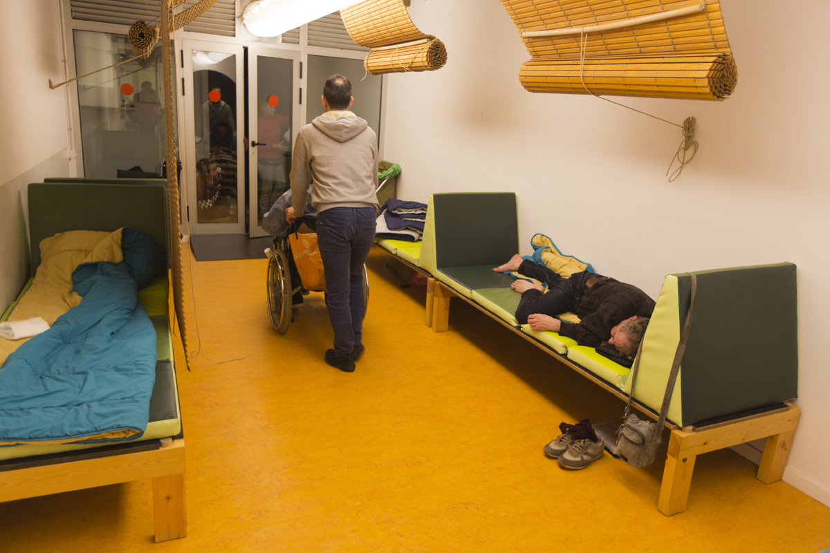 ArrelsFundacio's tweet photo. El #PisZero acull cada nit persones conegudes per Arrels que fa molt que viuen al carrer i que, en molts dels casos, han passat per altres tipus de recursos, però no hi han trobat cabuda perquè no s’adaptaven a les seves necessitats. https://t.co/Si4Op2vBQw