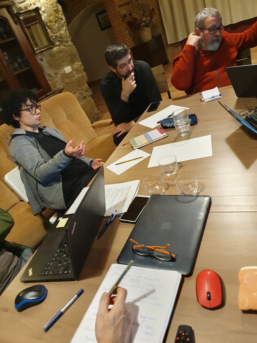 Sábado por la tarde y reunión del grupo de investigación #ARKS. Planificando actividades de investigación 2024 con alegría