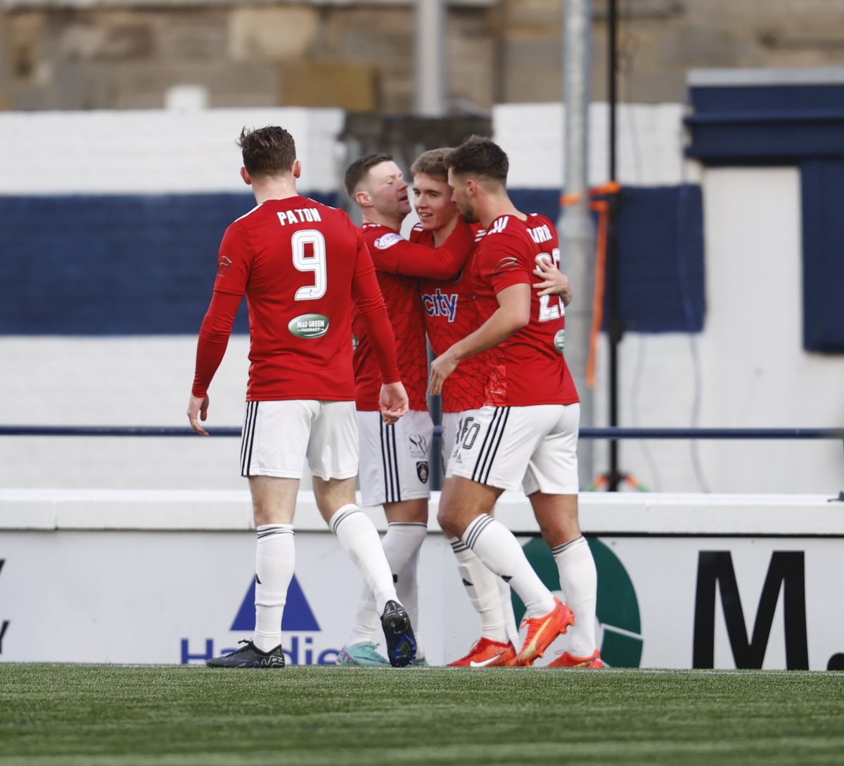 queensparkfc's tweet photo. Both goals today were pretty special 

✅First senior goal for Cameron Bruce 
✅ First goal on debut for Sean Welsh 
✅Our youngest (Bruce, 18 and 29 days) and oldest (Welsh, 33 and 304 days) players on the pitch getting on the score-sheet👶🏼👴🏼 https://t.co/miExjJWNPl