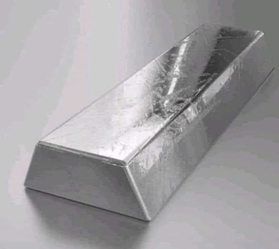 WillAnderson32's tweet photo. This is a 1000 gram iron bar. Its raw value is around $100.

If you decide to make horseshoes, its value would increase to $250.

If, instead, you decided to make sewing needles, the value would increase to about $70,000.

If you decided to produce watch springs and gears, the value would increase to about $6 Million.

However still, if you decided to manufacture precision laser components out of it like ones used in lithography, it’ll be worth $15 Million.

Your value is not just what you are made of - but above all -in what ways you can make the best of who you are.