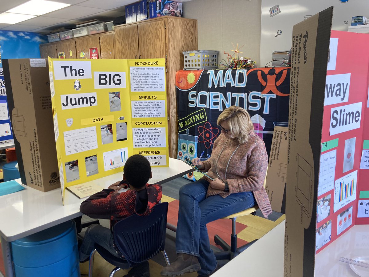 MckinleyBCSD's tweet photo. Our McKinley Mustangs have been working hard on their science projects this past month. We want to congratulate all of our winners after Friday’s judging! @Team_BCSD #doitformckinley #STEM #tomorrowsinnovators https://t.co/etMorbLk9L