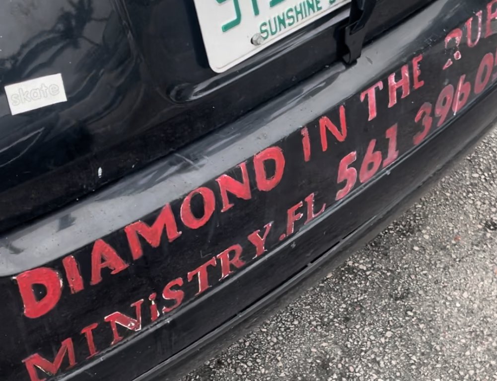 LABC222's tweet photo. You’ve heard of Florida man, but have you seen his car? Of course there is a ministry. Of course. #FloridaMan #FloridaCar. https://t.co/au6ScTV93j