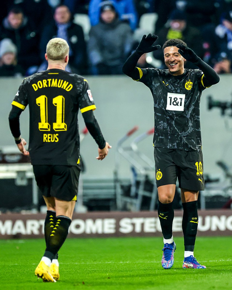 OficialSala12's tweet photo. Assistência de Sancho, gol de Reus.

A dupla está de volta! https://t.co/az1WwwTnn9