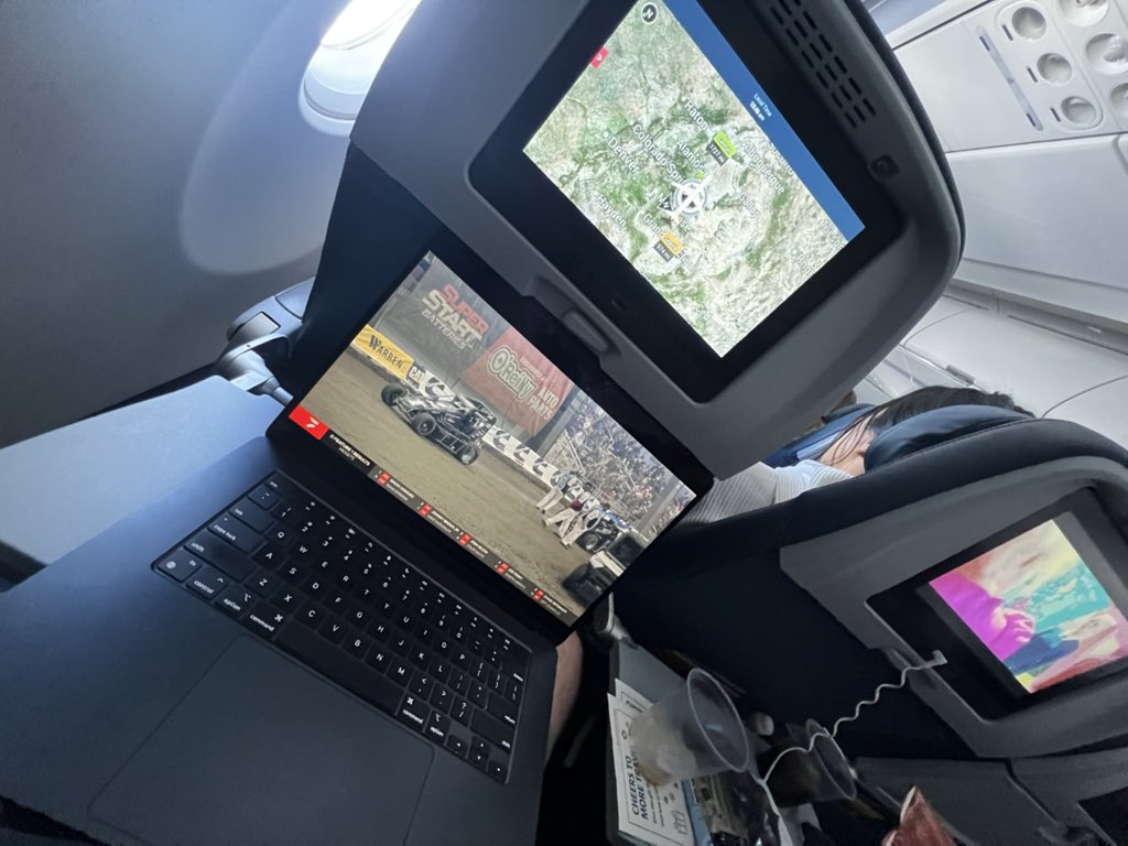 This 6 hour flight to Cancun sure is going by quick watching the <a href="/cbnationals/">Chili Bowl Nationals</a>! Haven’t missed a lap all morning 🤙

#tweetyourfloseat <a href="/NosEnergyDrink/">NOS Energy Drink</a> <a href="/FloRacing/">FloRacing</a> 

Awesome job as always this week <a href="/KalebHart83/">Kaleb Hart</a> <a href="/chriswilner26/">Chris Wilner</a> <a href="/clintonboyles98/">Clinton Boyles</a> <a href="/connerwade66/">Conner Wade</a>
