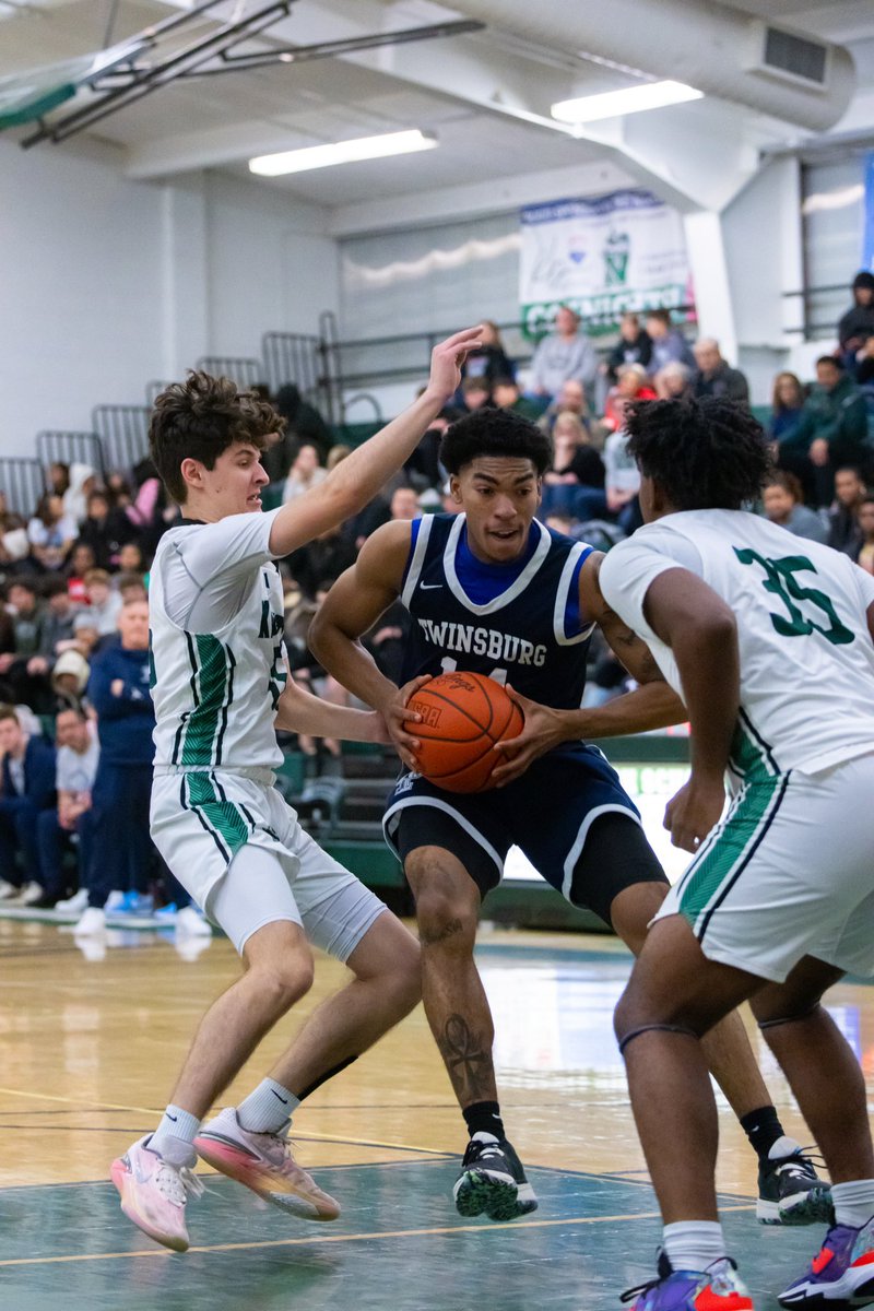 nolimitccamo1's tweet photo. 01/12/24

18 Points ✔️
14 Rebounds ✔️
Hard fought Win against a very tough Nordonia team. ✔️

📸: @tjpowellnet https://t.co/RquFFaZbAm