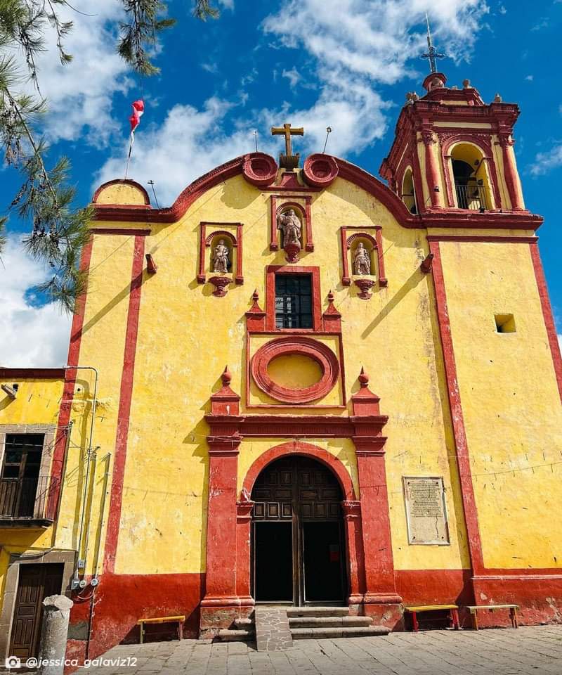 ¡Descubre la magia de Mexquitic de Carmona! ¡Vamos a explorar juntos este maravilloso rincón lleno de historia y belleza!

🚗💨 ¡Etiqueta a tus amigos y únete a este viaje lleno de sorpresas! ✨ 

IG @pauuu_espino @nohemiochoa_25 @jessica_galaviz12