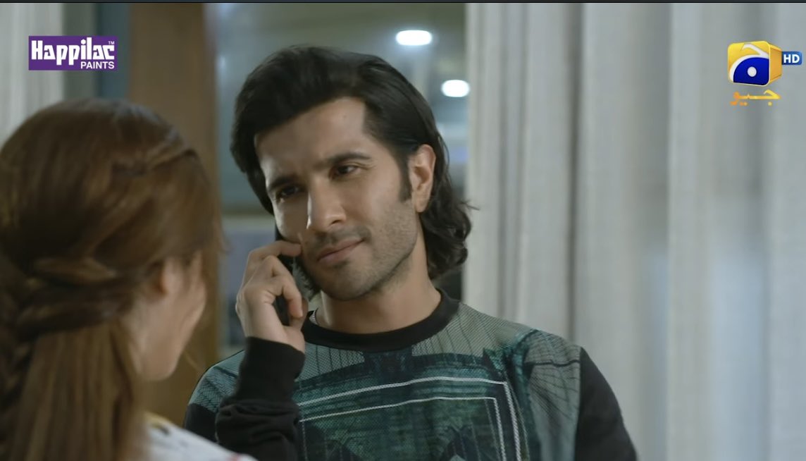 dreamerbichoice's tweet photo. Right now Faiz and Rufi are my only two fav characters . Love their friendship. I like how Faiz calls Rufiโ mere dosthโ. Also Rufi tells things more openly to Faiz than Hareemโฆ Uff no idea when will Hareem trust Faiz completely
#khumar
#FerozeKhan
#fareem https://t.co/RSru4kE9qG