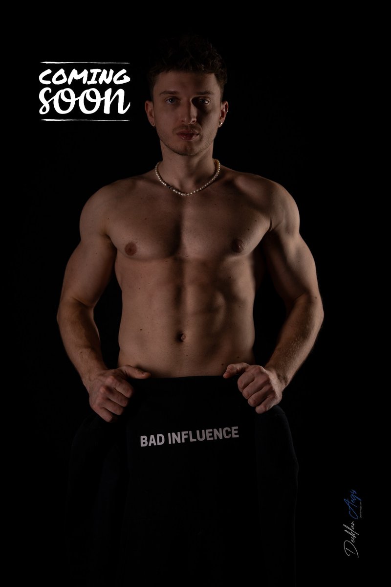 DecklanAegis's tweet photo. Coming Soon..
🌶️ https://t.co/bhHMbwsFkj
👤 @b0gdaddy18
.
#RedJockstrap #MuscleAppeal #BoldFitness #JockstrapStyle #AthleticFashion #RedAndRipped #GymBody #SportyAndSexy #MuscularStyle #FitnessWearFashion https://t.co/IB0MGOdrRe