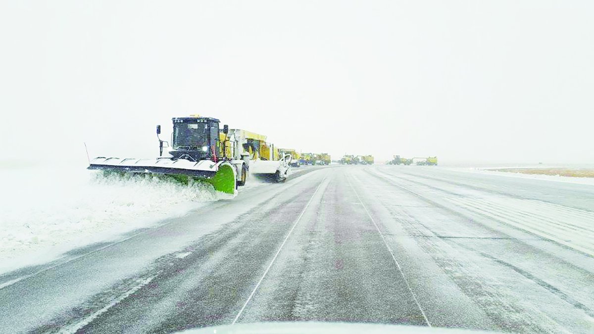 FlyYEG's tweet photo. We hit some new record low temperatures at YEG this week!! Thank you to our valuable team members and partners working around the clock in these extreme weather conditions.  We are grateful for everything you do! 

Flight impacts continue due to the deep freeze. Be sure to check the status of your flight at https://t.co/cQ7OfBHh3H or by checking with your airline.