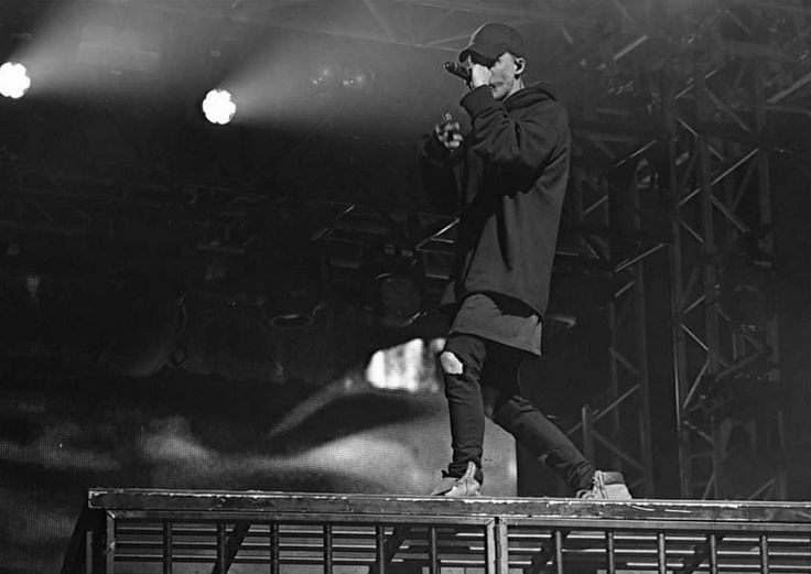 RealMusicYea's tweet photo. "This Industry Is Not Your Friend, Well That's My Perspective.." https://t.co/DhBSkdYrdh