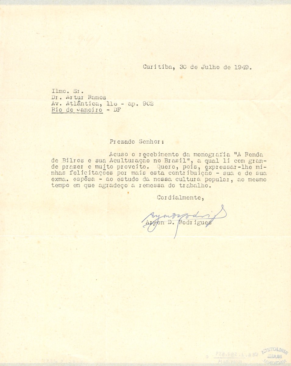 nimuendaju's tweet photo. Carta de Aryon Rodrigues a Arthur Ramos, acusando o recebimento de "A Renda de Bilros e sua Aculturação no Brasil" e enviando-lhe congratulações, estendidas a Luiza Ramos.
Curitiba, PR : [s.n.], 30 jul. 1949. https://t.co/BYymtOHvE0