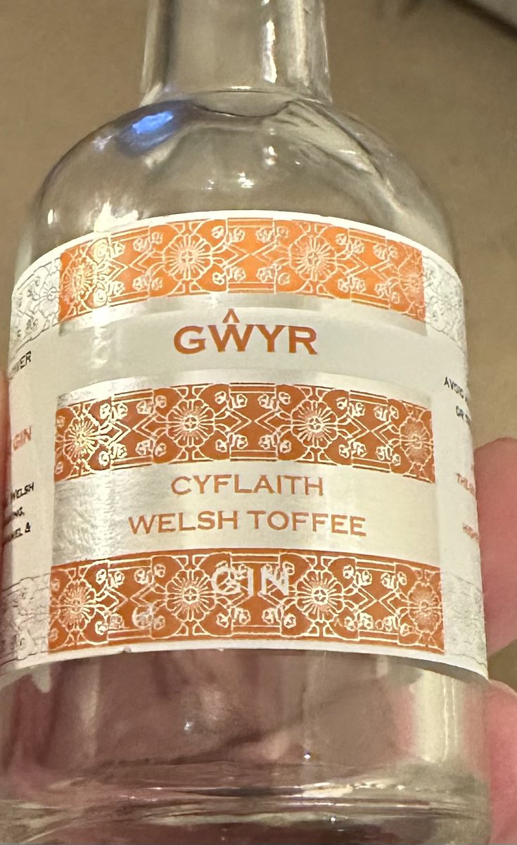 @CeriTho25683386 thought I would give this one a go as we still haven’t finished the Ginvent Calendar. Welsh Toffee Gin.