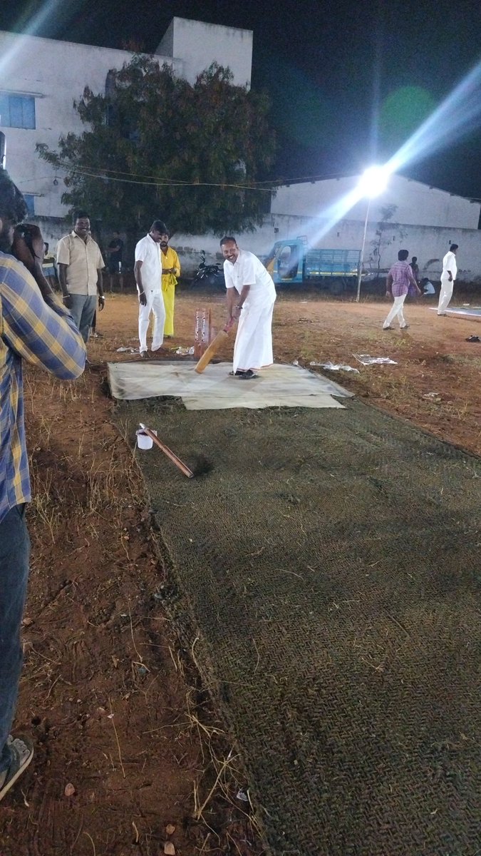 pmkshaik's tweet photo. டாக்டர் அன்புமணி  பிரதர்ஸ் (dr.amr) சார்பில் கிரிக்கெட் போட்டியை  பவானி பாமக சார்பில் 13,14,15 நடத்த உள்ளனர். இன்று முதல் நாளில் நான் துவக்கி வைத்தேன் https://t.co/cHpiRBTpIw