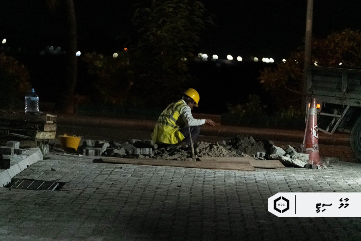 rdcmaldives's tweet photo. ސަބުދެލިމަގު ހުޅުވާލުމަށް ކުރެވެމުންދާ މަސައްކަތުގެ ތެރެއިން.

#TeamRDC https://t.co/X4lnTyW0eQ