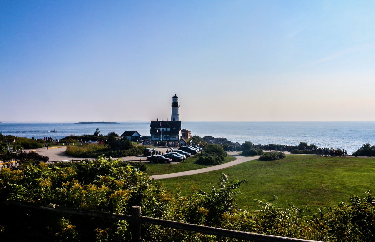 AJKinOHIO's tweet photo. Welcome To Portland Head Lighthouse. Cape Elizabeth, ME. Canon 70D. f/22. 1/320 ET. ISO-640. 18mm. Edited in Lightroom &amp; Photoshop. #maine #lighthouses #portlandheadlighthouse https://t.co/ewN1nEl8wx