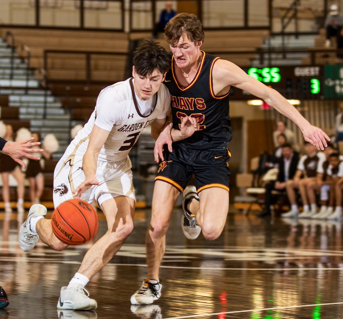Shane Burns (@usd457transpdir) on Twitter photo <a href="/BrodyBurns0/">Brody Burns</a> had a great game last night. 18 points: He shot 7-9 field goals: 4-5 from beyond the arc; 3 assists; 1 steal.
Thanks for the great picture <a href="/ShrimplinPhoto/">Adam Shrimplin</a> <a href="/sportsinkansas/">Sports in Kansas</a> <a href="/BrodyBurns0/">Brody Burns</a> had a great game last night. 18 points: He shot 7-9 field goals: 4-5 from beyond the arc; 3 assists; 1 steal.
Thanks for the great picture <a href="/ShrimplinPhoto/">Adam Shrimplin</a> <a href="/sportsinkansas/">Sports in Kansas</a>