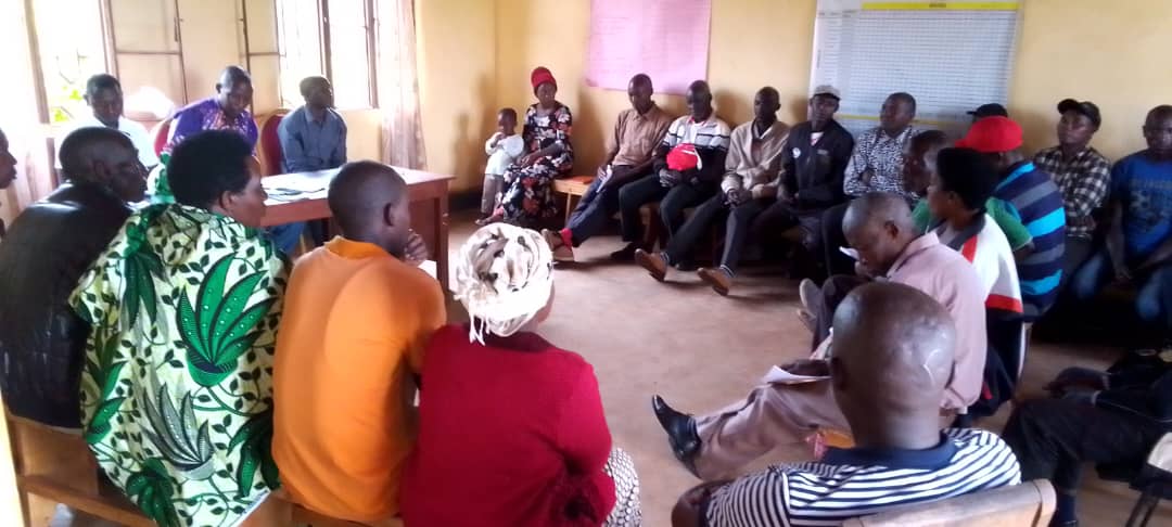 rukira_sector's tweet photo. None kuwa  13.01.2024 kubiro by'Akagari ka Nyina hateranye Inama njyanama y'Akagari, iyobowe n'umuyobozi wayo Bwana Felicien  yiga kungingo zitandukanye harimo n'uruhare rw'abagize inama njyanama mu iterambere ry'Akagari 
@NgomaDistrict 
@RwandaEast https://t.co/HepfW4FoTV