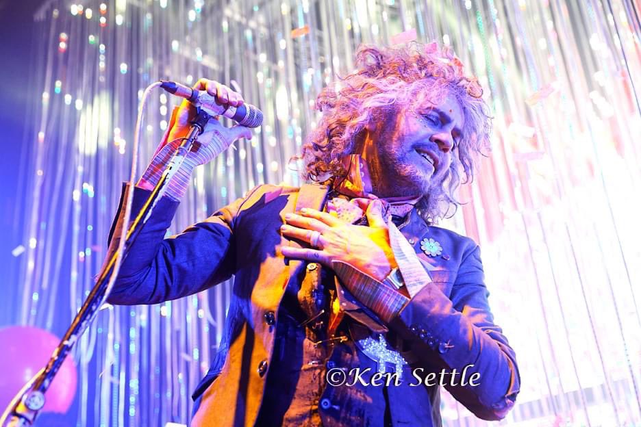 Happy birthday Wayne Coyne!! 🥳 @theflaminglips 🎂