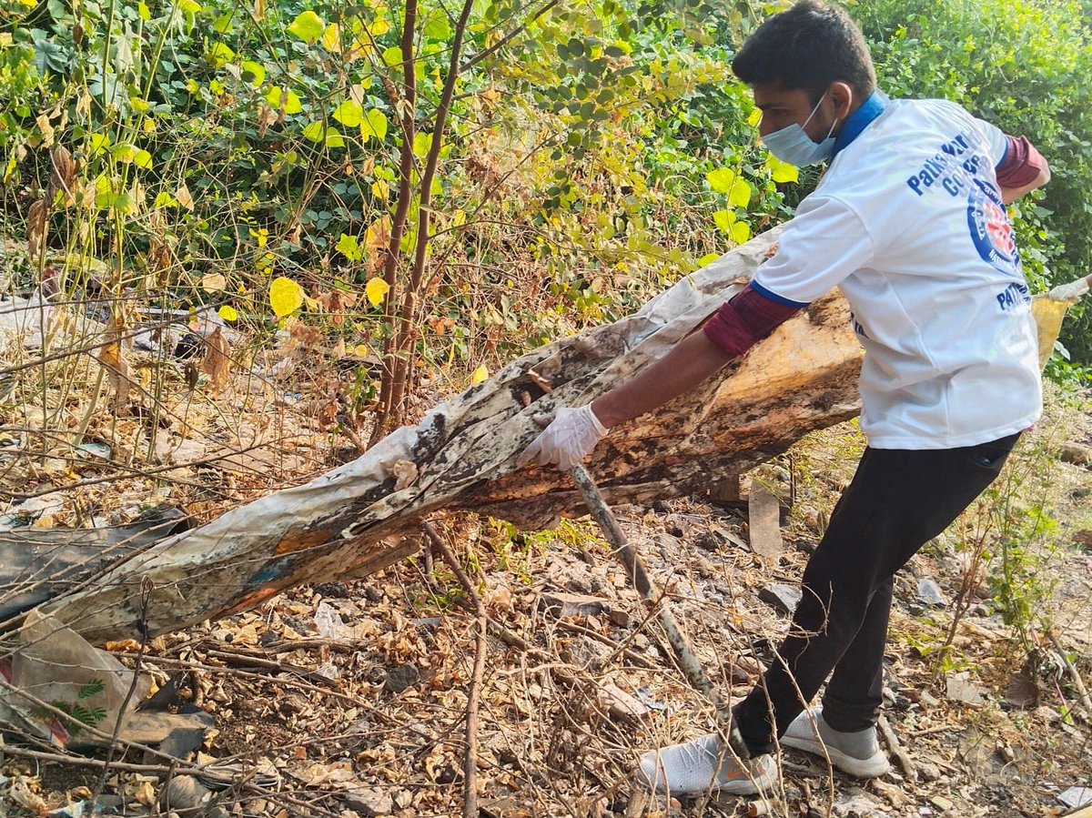forfuturein's tweet photo. Thank you for joining hands
Patkar College NSS Unit and DTSS College NSS Unit
.
.
.
#ForFutureIndia #HarshadDhage #ForFutureIndiaTeam #BeachCleanups #BeachCleanupsIndia #MajhiVasundhara #EnvironmentEnvoy #MangrovesCleanup #BeatPlasticPollution #BeachCleanup #PlasticPollution https://t.co/t4QRXbkXQt