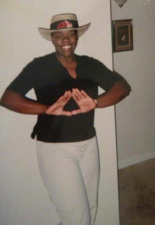 Bettina_Roseman's tweet photo. Happy Founders Day to the Diva-stating ladies of Delta Sigma Theta Sorority, Inc. #DST1913 #J13 #111years #thepowerofone #Spr99 https://t.co/1NeFdpiTEq