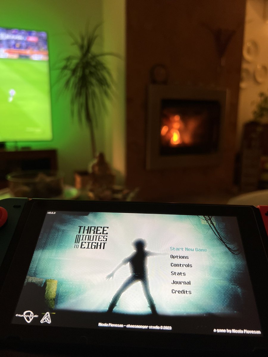 Exilecast's tweet photo. It’s raining outside. #threeminutestoeight https://t.co/0Fi28q3Iwb