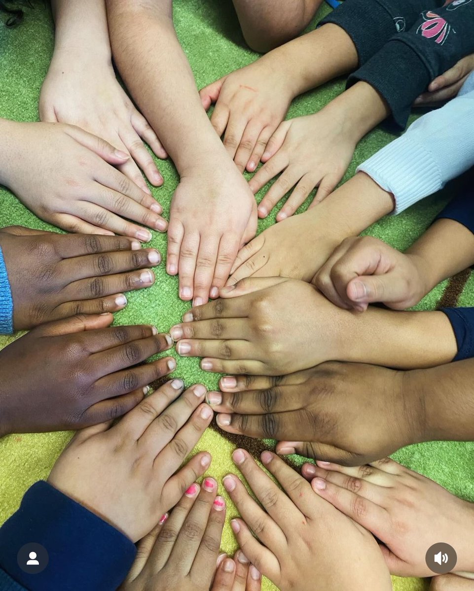 “Without love, there is no reason to know anyone, for love, in the end, will connect us to our neighbors, our children and our hearts.” - Martin Luther King Jr. Thank you Ms. Delaney and her Crew in rm 16 for this sweet reminder . #conte #crew #united #community #simplereminders