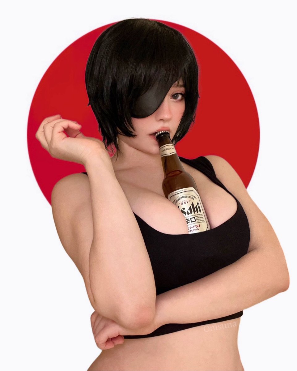 oniisuna's tweet photo. Himeno will hold your beer 🍺 https://t.co/y8DIQukMxk