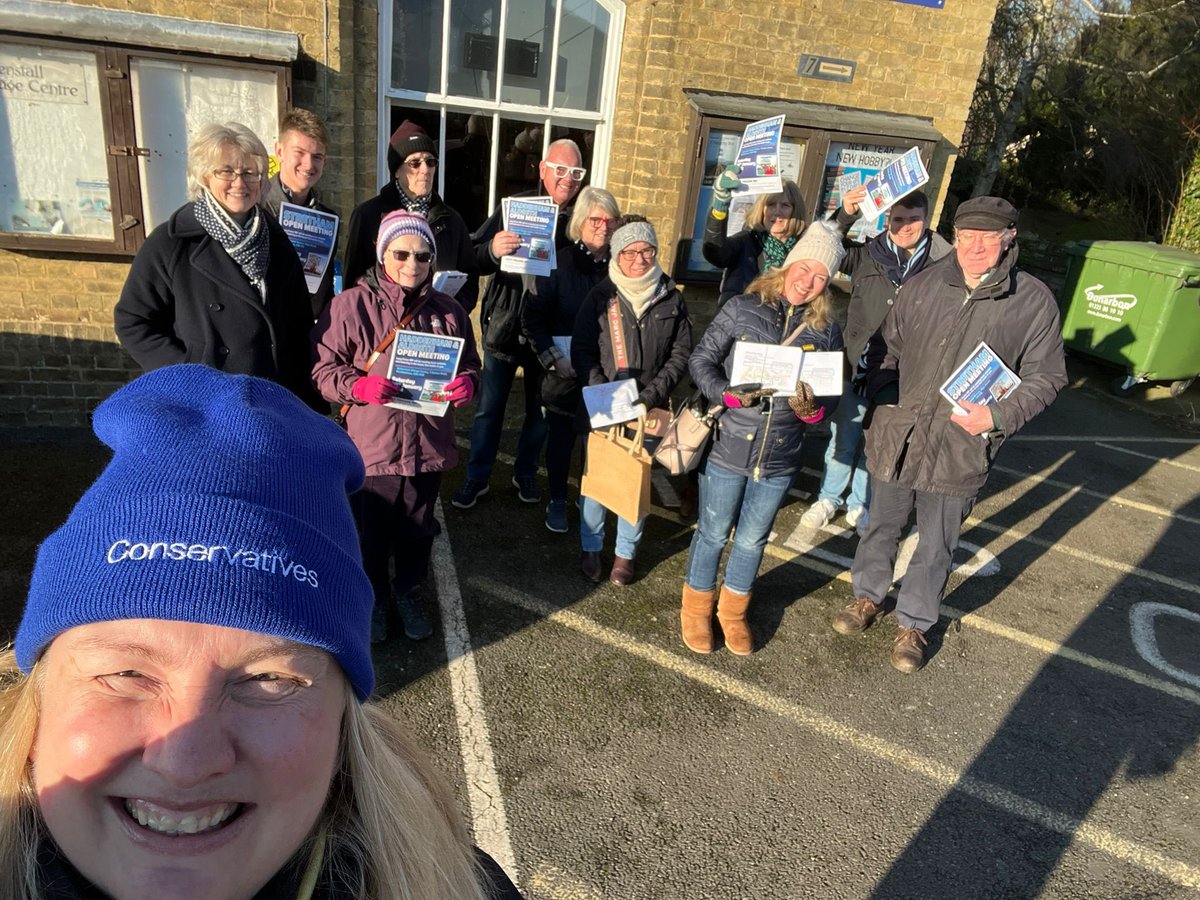 CF_Grigg's tweet image. An energetic day’s campaigning! Out for CWO Super Saturday Action Day @CWOEastern for fantastic MP &amp;amp; SoS @lucyfrazermp in Haddenham, Cambs…then delivering for brilliant MP &amp;amp; Transport Minister @AnthonyBrowneMP in St Neots!💪🏻

#ToryDoorstep #ConservativeWomen
#GettingThingsDone