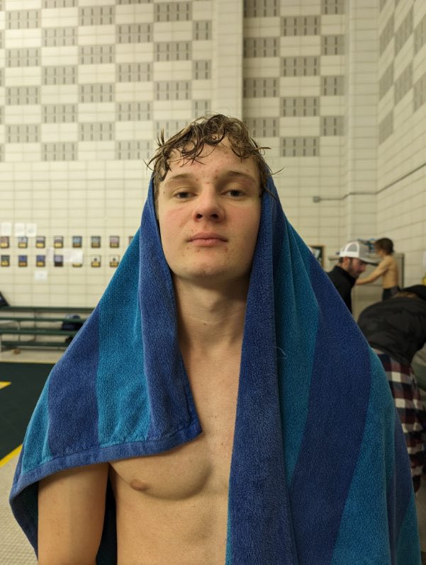 Amazing job to our boys team this morning at skylands!! They absolutely killed it 👏👏👏

 Congrats to Matt Beaney on breaking the boys 100 breaststroke record with a time of 1:02.78 ‼️‼️
